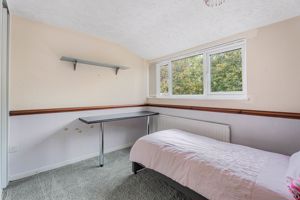 Bedroom- click for photo gallery